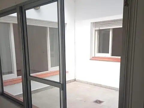Depto Tipo Casa en Alquiler de 2 dormitorios