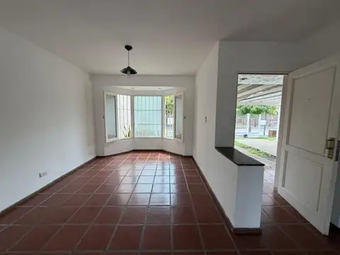 Casa en Alquiler en Urca, $ 1.300.000