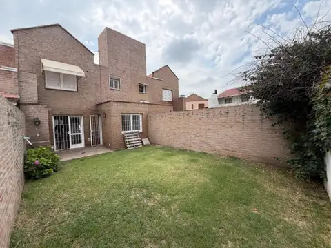 Gabriel Real De Azua 3800