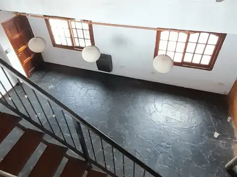Depto Tipo Casa en Alquiler de 3 dormitorios