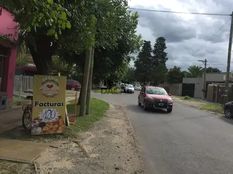 Galpon en Venta en 419 7 y 8 Villa Elisa - Alberto Dacal Propiedades