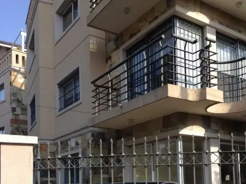 HERMOSO DPTO. CON COCHERA * COMPLEJO LA AURORA * MONTE GRANDE 