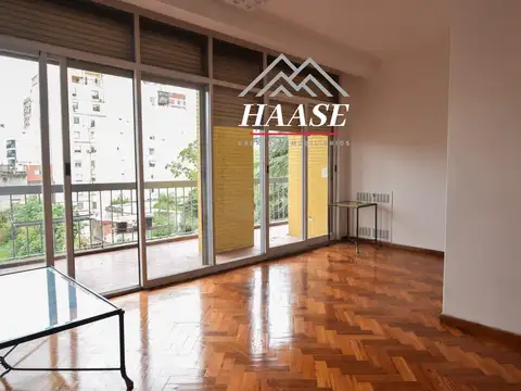 Depart 4 amb balcón deps cochera fija Muy luminoso Flores