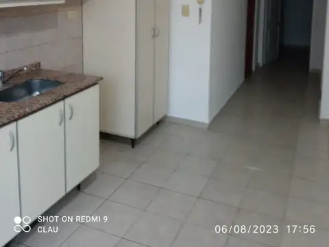 Av B Rivadavia 10500, Piso 2