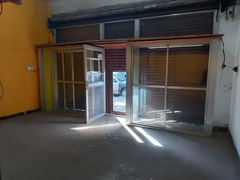 Local en Venta 50 años