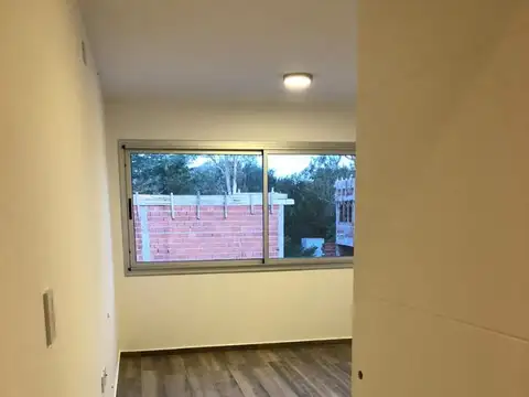 Santa Teresita 100