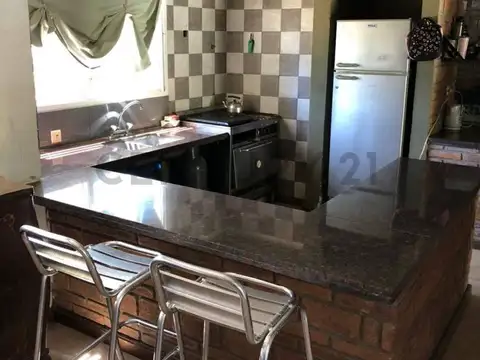 Casa en Venta con 1 cochera