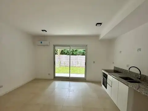 Departamento en Alquiler en Lagoon Pilar, USD 690