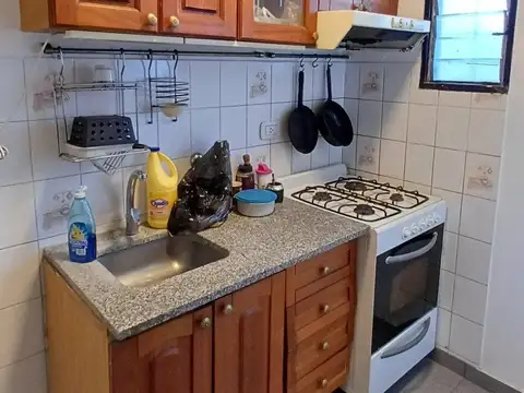 Depto Tipo Casa en Alquiler con 1 cocheras