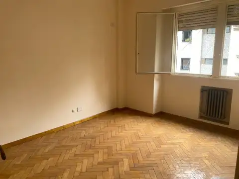 DPTO. 4 AMB.C/DEP. O CONSULTORIO INDEPENDIENTE