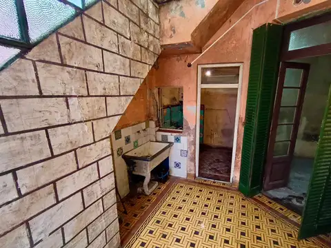 Depto Tipo Casa en Venta en Chacarita, USD 105.000
