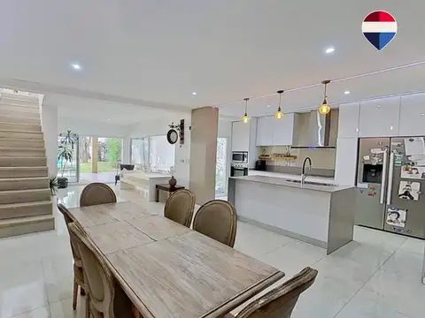 Venta Casa 6 amb Haedo B Güemes c Parque y Piscina