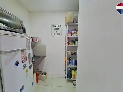 Casa 6 ambientes con 2 baños