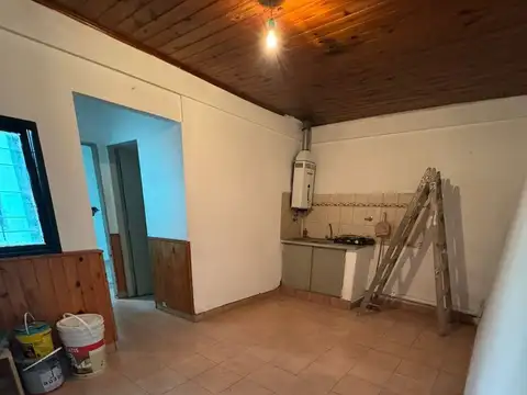 Depto Tipo Casa en Venta 42 años