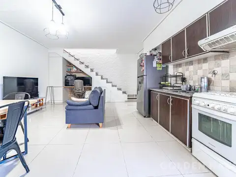 PH 3 ambientes en venta con terraza en Liniers