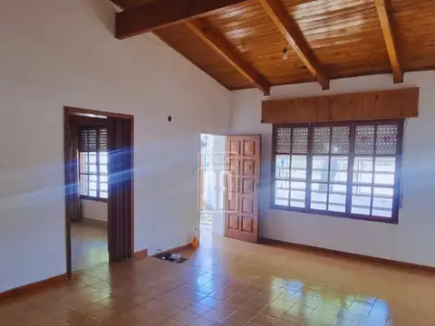 Casa en Alquiler de 3 dormitorios