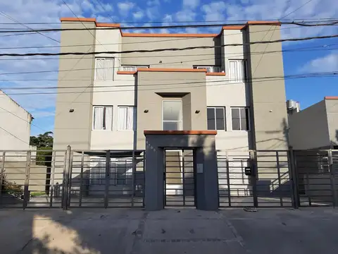 2 AMBIENTES CON COCHERA, 2º PSIO POR ESCALERA