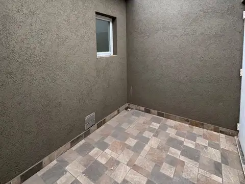 Depto Tipo Casa en Alquiler 2 años