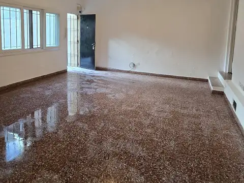 Depto Tipo Casa en Alquiler en San Isidro, $ 1.350.000