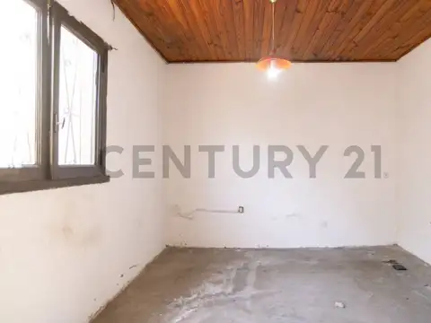 Casa en Venta a reciclar en Ezpeleta