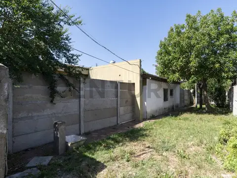Casa 3 ambientes con 2 baños