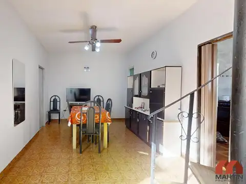 Depto Tipo Casa 4 ambientes con 2 baños