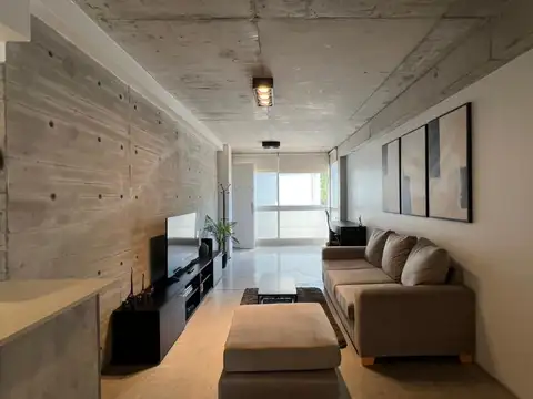 Ruiz Huidobro 3000, Piso 2