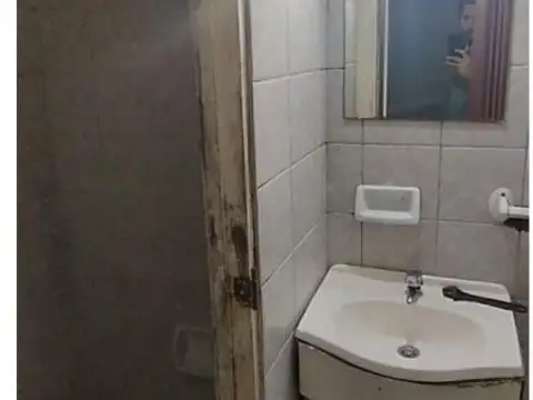 CABALLITO, LOCAL COMERCIAL, OPORTUNIDAD, C/RENTA  Y DOS PH