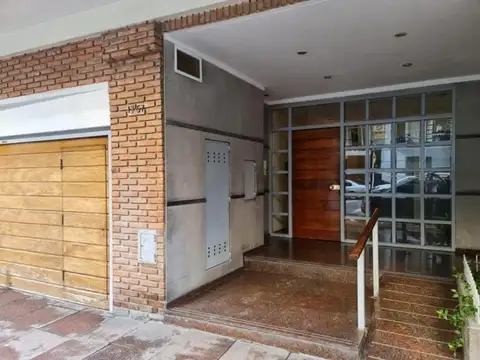 Excelente monoambiente, muy luminoso, muy buen estado.