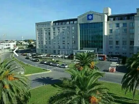 Avenida del Puerto al 200
