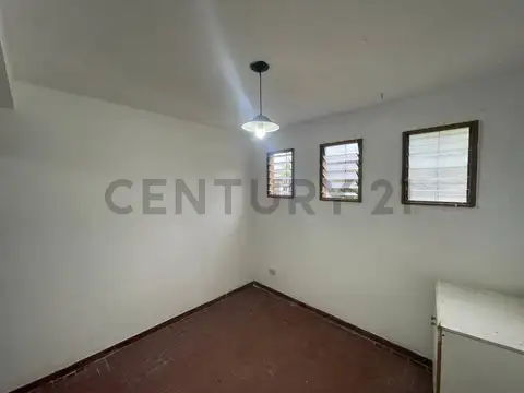 Depto Tipo Casa 2 ambientes con 1 baño