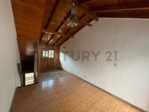Depto Tipo Casa en Venta con 1 cocheras