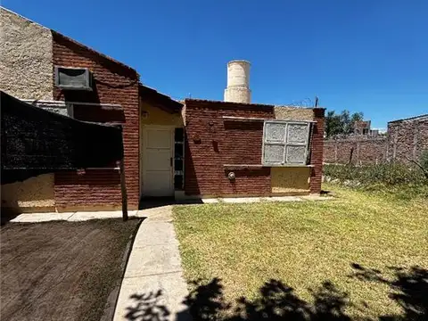 CASAS - CASA - UNIVERSIDAD CATÓLICA, RIVADAVIA