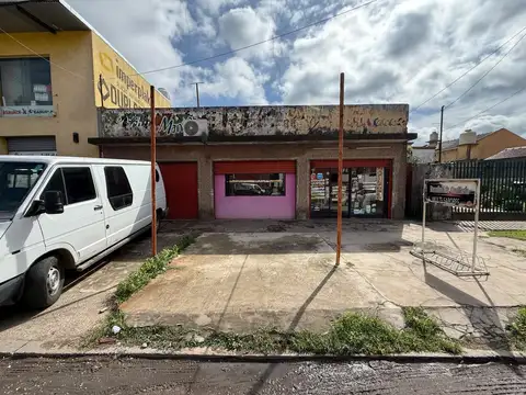 Oportunidad de inversión 3 locales mas vivienda sup 536 m2