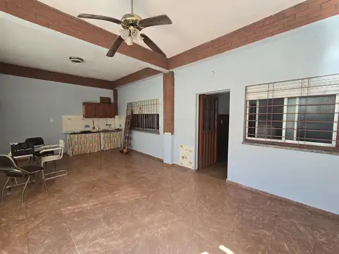 Depto Tipo Casa en Alquiler de 3 ambientes