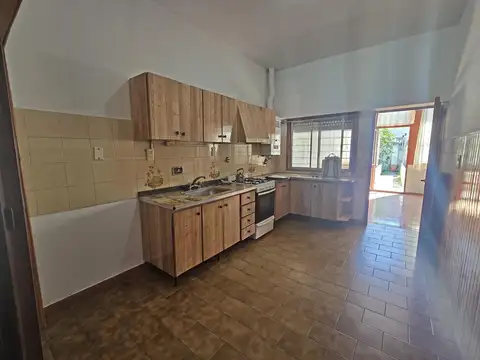 Depto Tipo Casa 3 ambientes con 1 baño