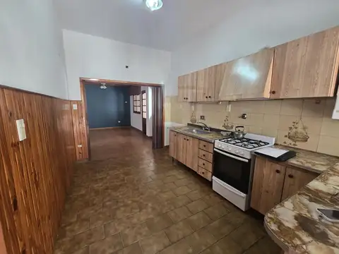Depto Tipo Casa en Alquiler en Villa Adelina, $ 900.000