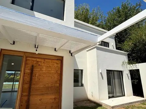 Casa en Venta en San Matias, USD 369.000