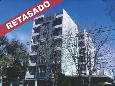 BONITO 2 AMB. AL FRENTE CON BALCON CERCA DE TODO ., NUEVO