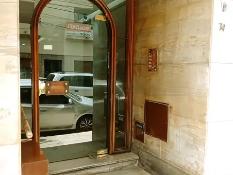 General Lavalle 100, Piso 8