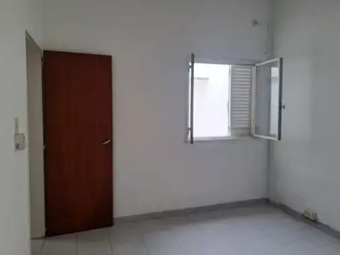 Depto Tipo Casa en Alquiler de 2 dormitorios