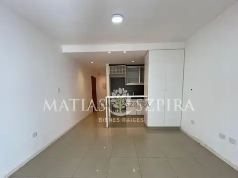Alquiler de Departamento Monoambiente en Castelar Norte.