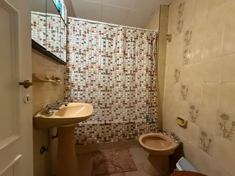 Depto Tipo Casa 2 ambientes con 1 baño
