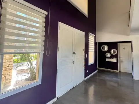HERMOSA CASA EN VENTA EN CAMPOS DE ÁLVAREZ