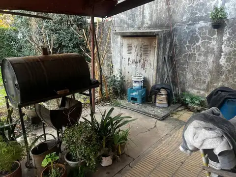 Casa 4 ambientes con 1 baño