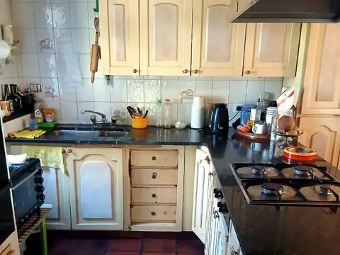 Casa en Venta con 6 cocheras