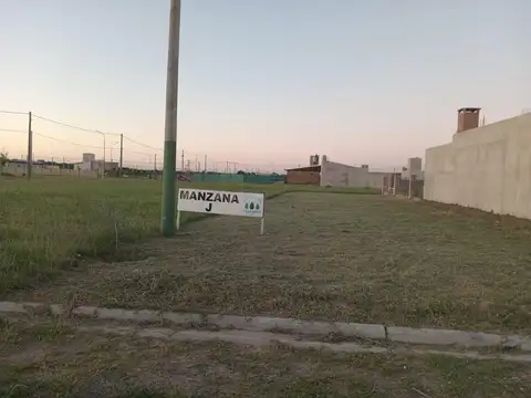 Terreno en Venta 30  mts Fondo