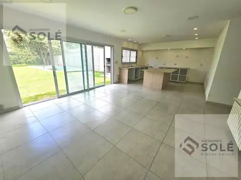 Casa En Venta en Zona Norte A Dos Cuadras de Nuñez - No Credito