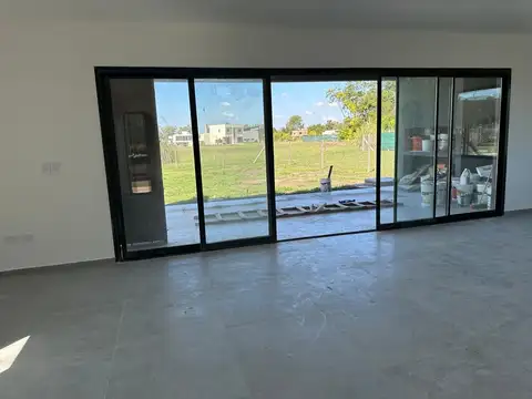 Casa  en Venta en Pilar del Este, Barrio santa Elisa, Pilar