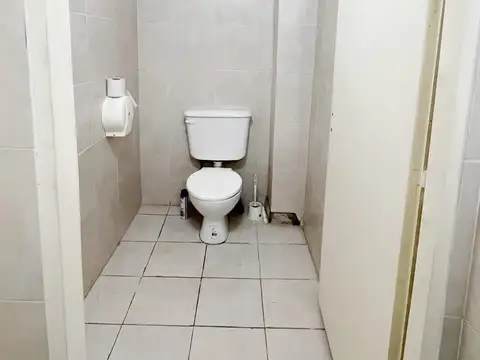 Local en Venta en Flores - OPORTUNIDAD.